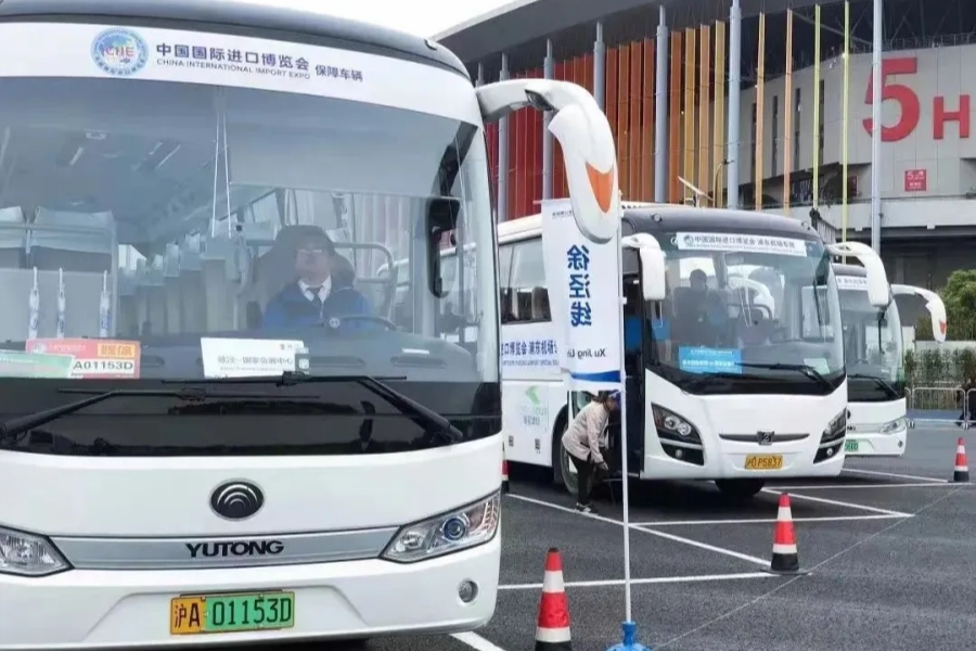 Транспортный путеводитель CIIE – Заказной автобус-шаттл для отелей