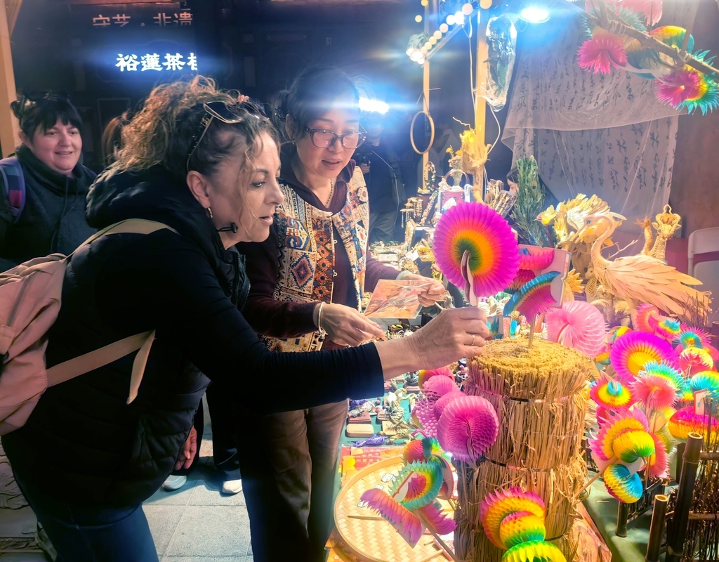 За десять месяцев Шанхай посетили почти 7,3 млн туристов