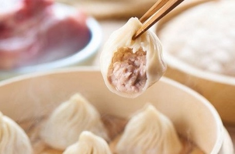 Мясная булочка на пару