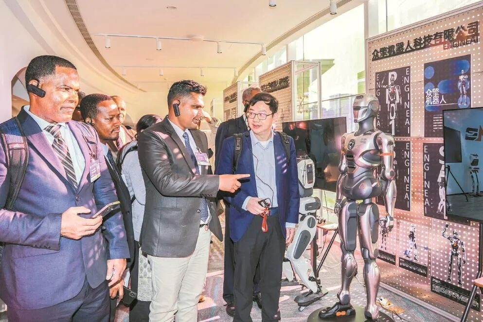 Лидеры политических партий и эксперты аналитических центров обсудили в Шанхае ответственность и действия стран Глобального Юга