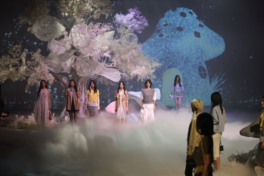 Открылась Шанхайская неделя моды сезона осень-зима 2026