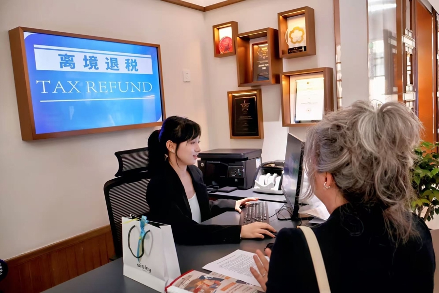 В прошлом году количество заявок на возврат НДС при выезде из Шанхая выросло втрое