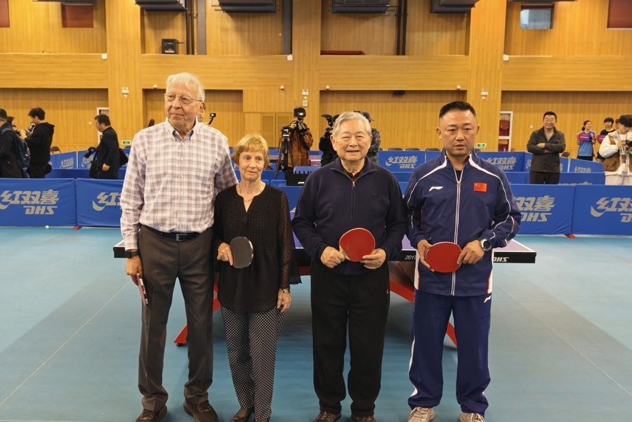 В Шанхае отметили 55-летие китайско-американской «пинг-понговой дипломатии» и церемонию приветствия Шанхайского международного турнира дружбы